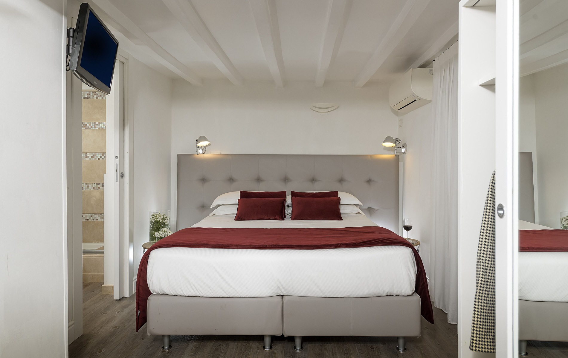 Deluxe Room - Hotel Navona